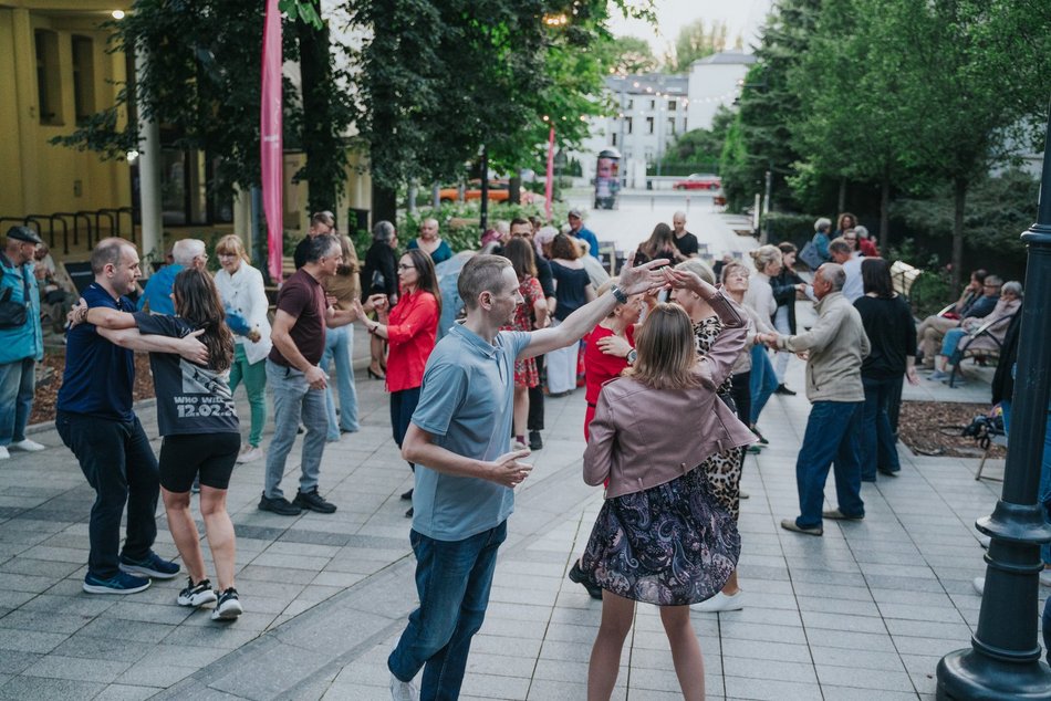 Łódź. Niedzielna potańcówka przy Piotrkowskiej. Świetne zakończenie weekendu!