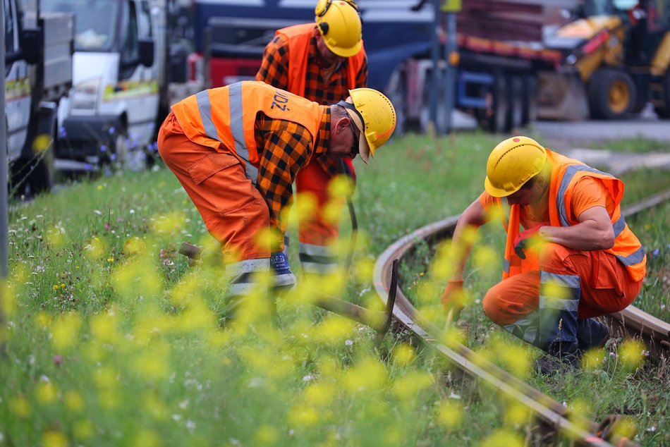 Remont torowiska na skrzyżowaniu al. Włókniarzy i ul. Legionów