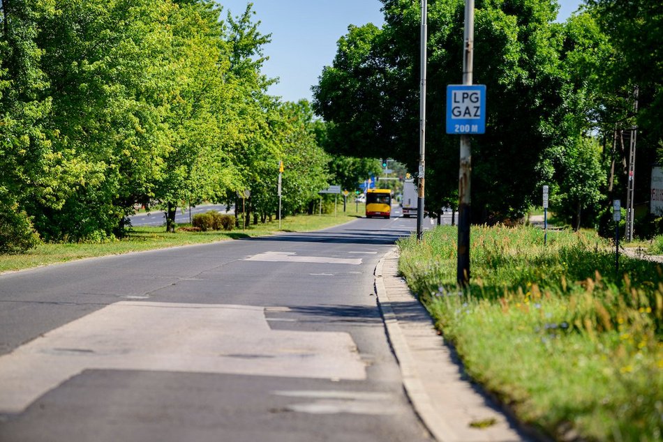 Łódź. Rusza remont Rzgowskiej w Łodzi. Będzie nowa nawierzchnia, chodniki i przystanki MPK Łódź