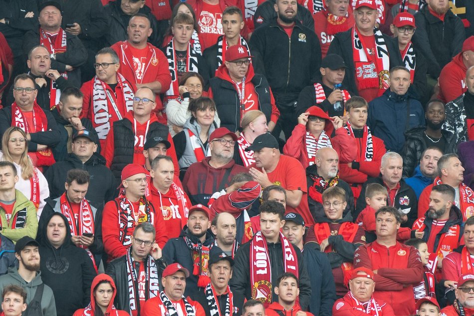 Łódź. Kibice na meczu Widzewa Łódź z Arką Gdynia. Byłeś/aś? Znajdź się w galerii!