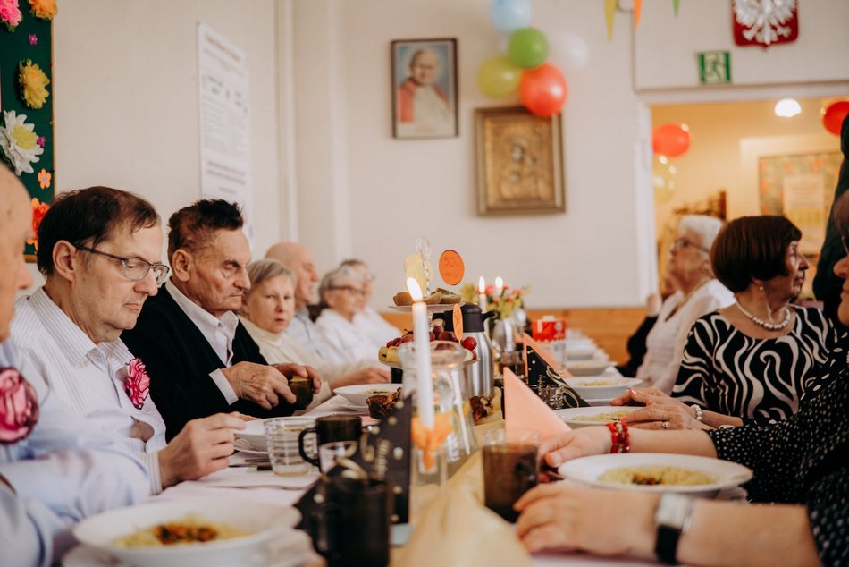 Dom Dziennego Pobytu przy Wrocławskiej na Bałutach świętuje! To już 50 lat działalności!