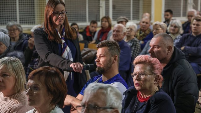 Kolej Dużych Prędkości w Łodzi. Duża frekwencja na spotkaniu na Retkini [ZDJĘCIA]