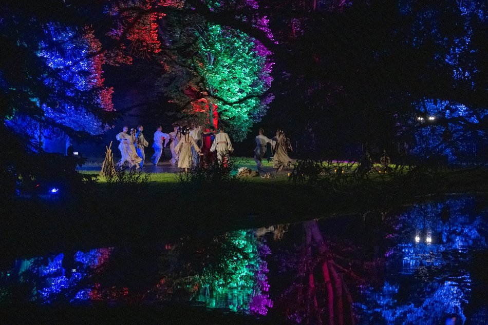 Łódź. Noc Świętojańska w Ogrodzie Botanicznym w Łodzi