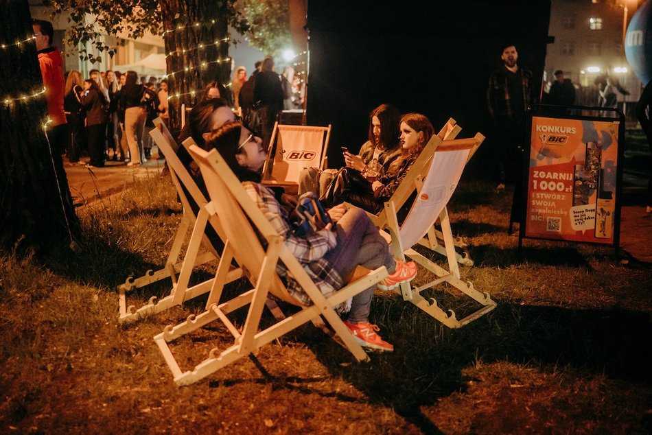 Łódź. Juwenalia 2025 w Łodzi. Pierwsze koncerty na Lumumbowie przyciągnęły tłumy