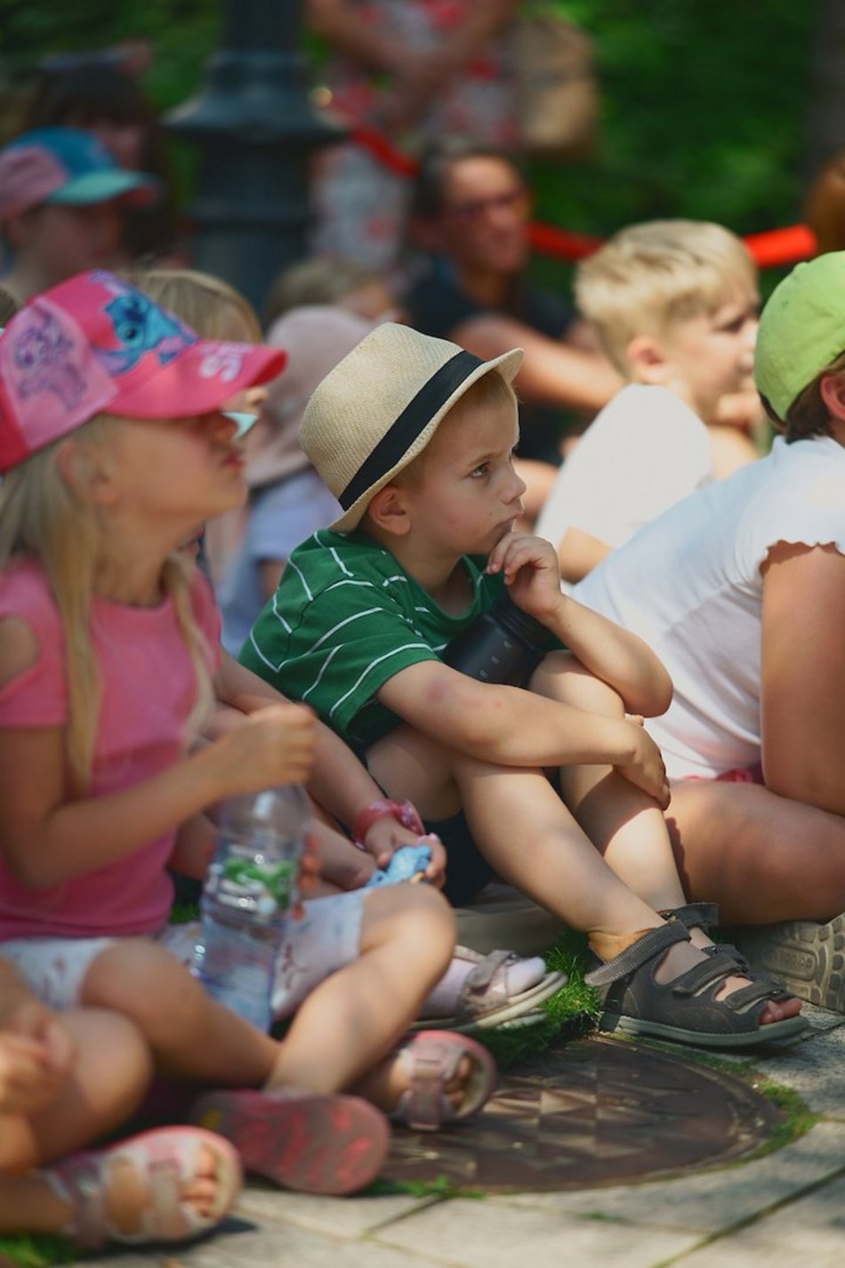 Łódź. Baśniowa Piotrkowska w Łodzi. Magiczny teatr zachwycił najmłodszych widzów