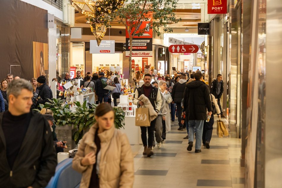Łódź. Poświąteczne wyprzedaże wystartowały! Tłumy na zakupach w Porcie Łódź