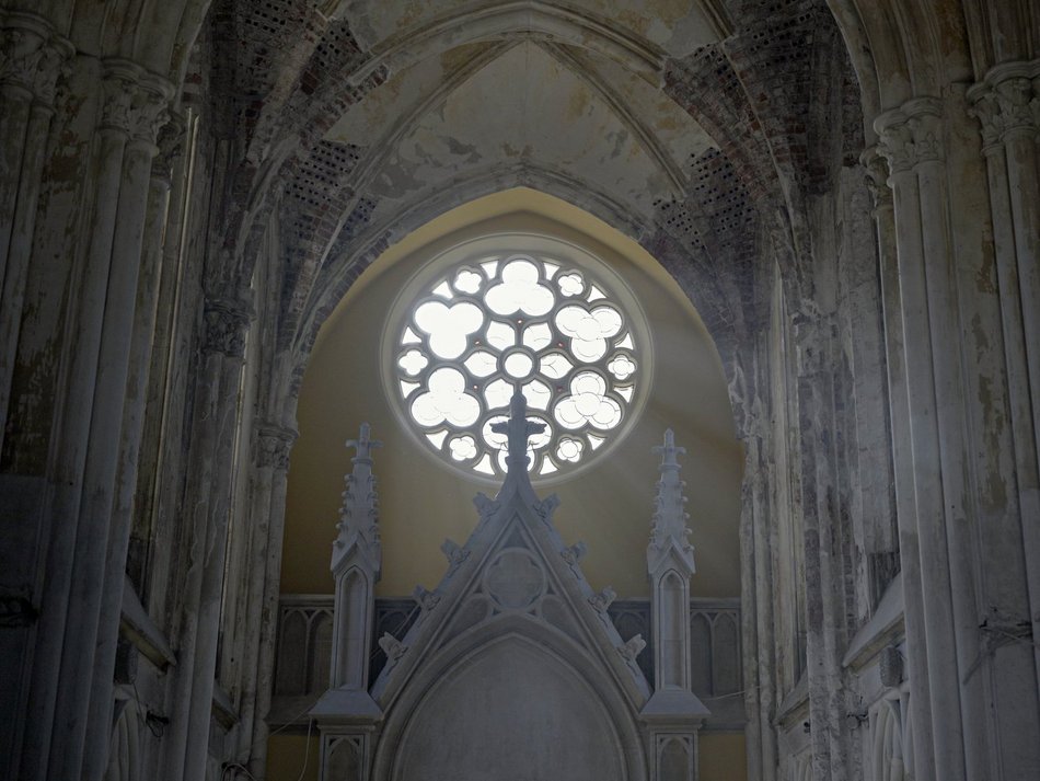 Kaplica Karola Scheiblera. Zajrzyj do wnętrza architektonicznej perły Europy!