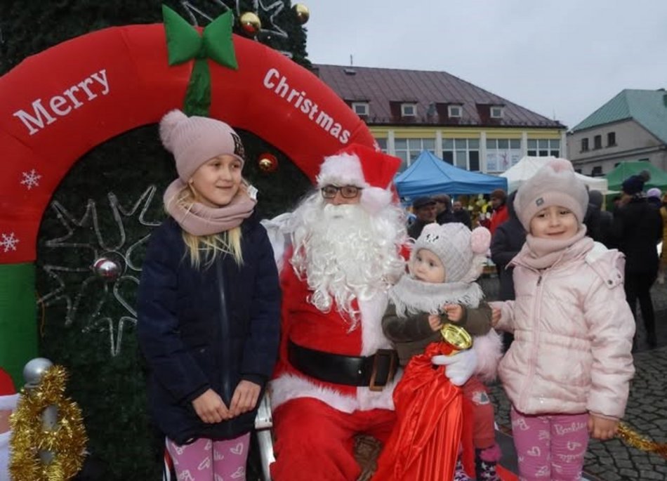 Jarmarki Bożonarodzeniowe w Łódzkiem! Sprawdź świąteczny rozkład jazdy!
