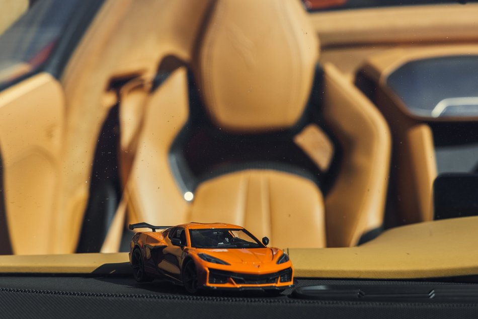 Łódź. Zlot amerykańskich samochodów w Łodzi. Prawdziwe perły motoryzacji