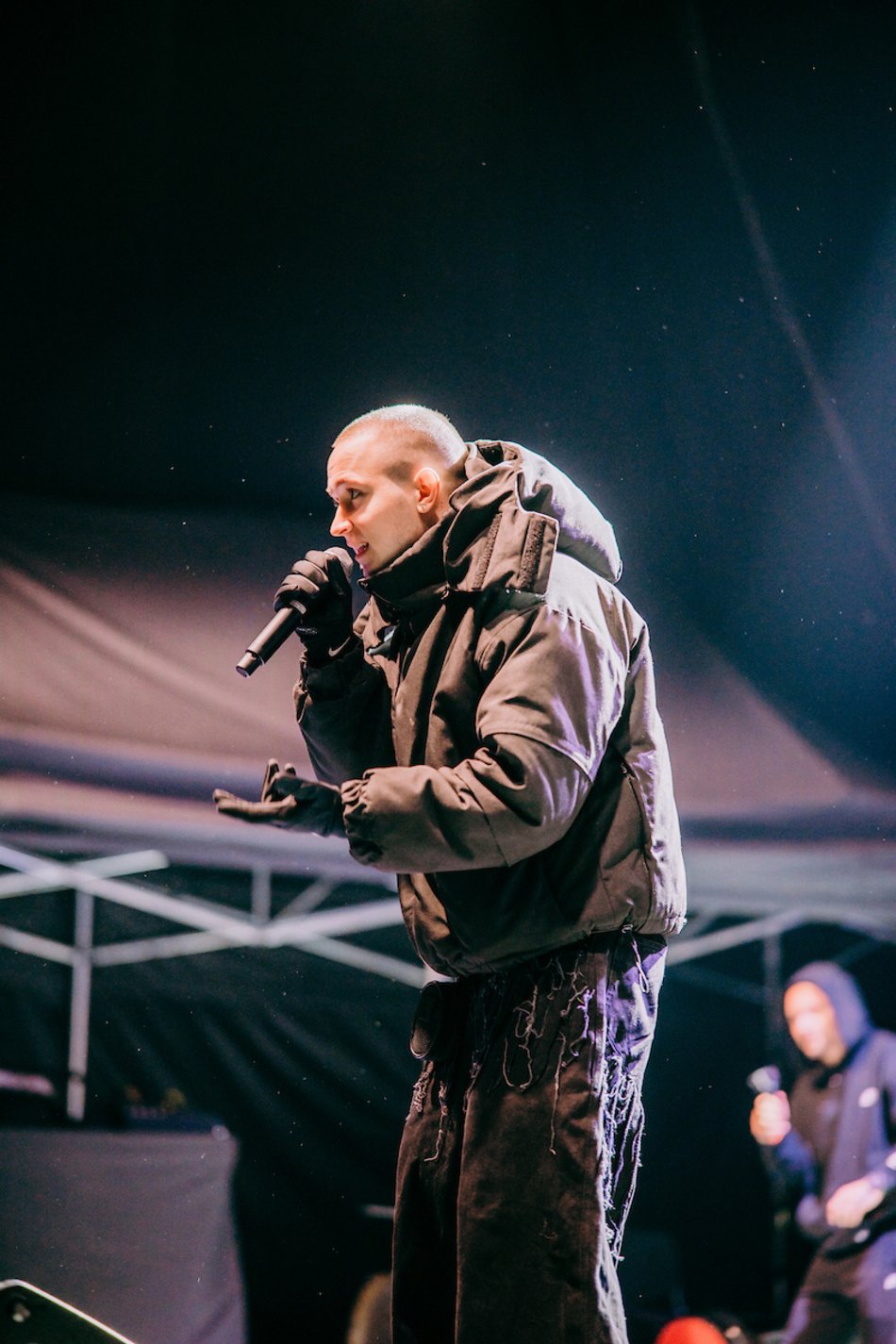 Łódź. Juwenalia 2025 w Łodzi. Pierwsze koncerty na Lumumbowie przyciągnęły tłumy