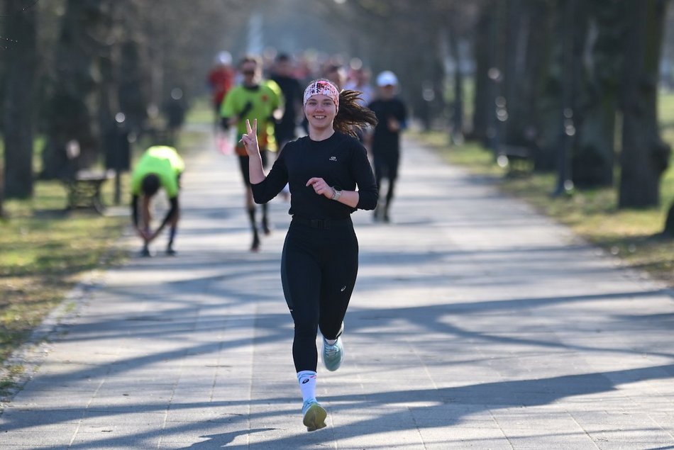 Łódź. Wielkanocny Parkrun w Parku Poniatowskiego