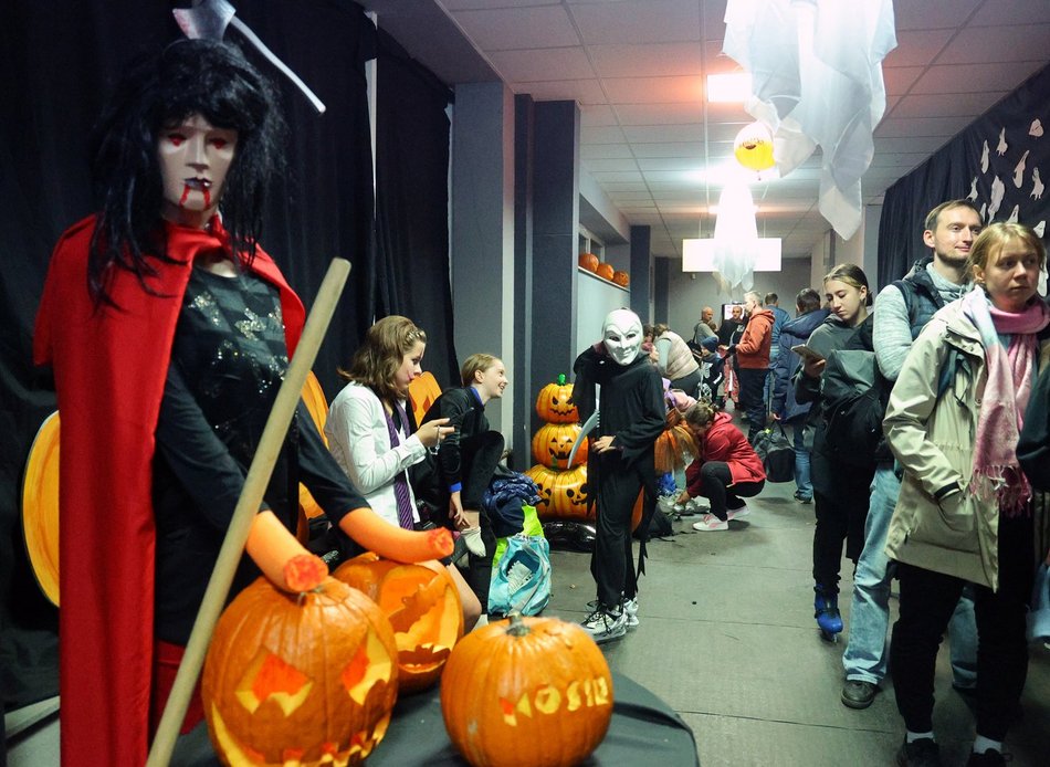 Halloween na lodowisku Bombonierka