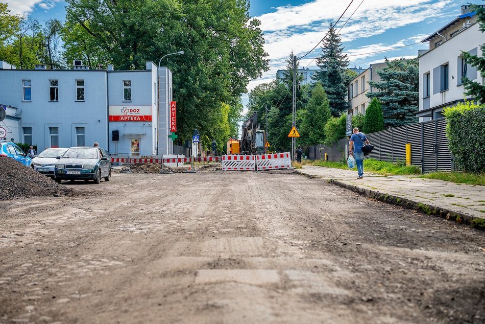 Łódź. Remont Kniaziewicza. Po pierwszych rozbiórkach czas na prace ziemne