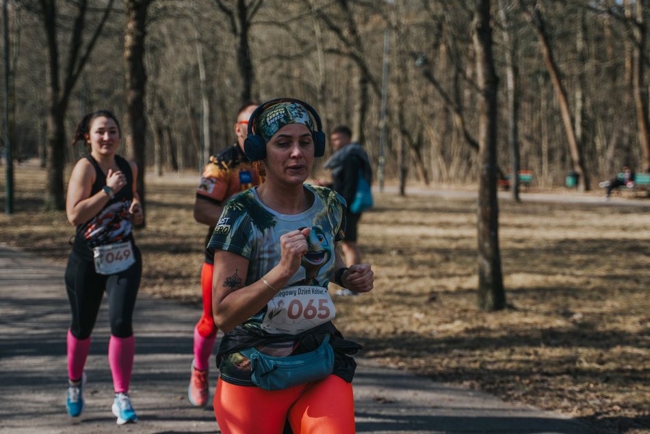 Łódź. Biegowy Dzień Kobiet 2026 w Parku na Zdrowiu w Łodzi. Odszukaj się na zdjęciach!
