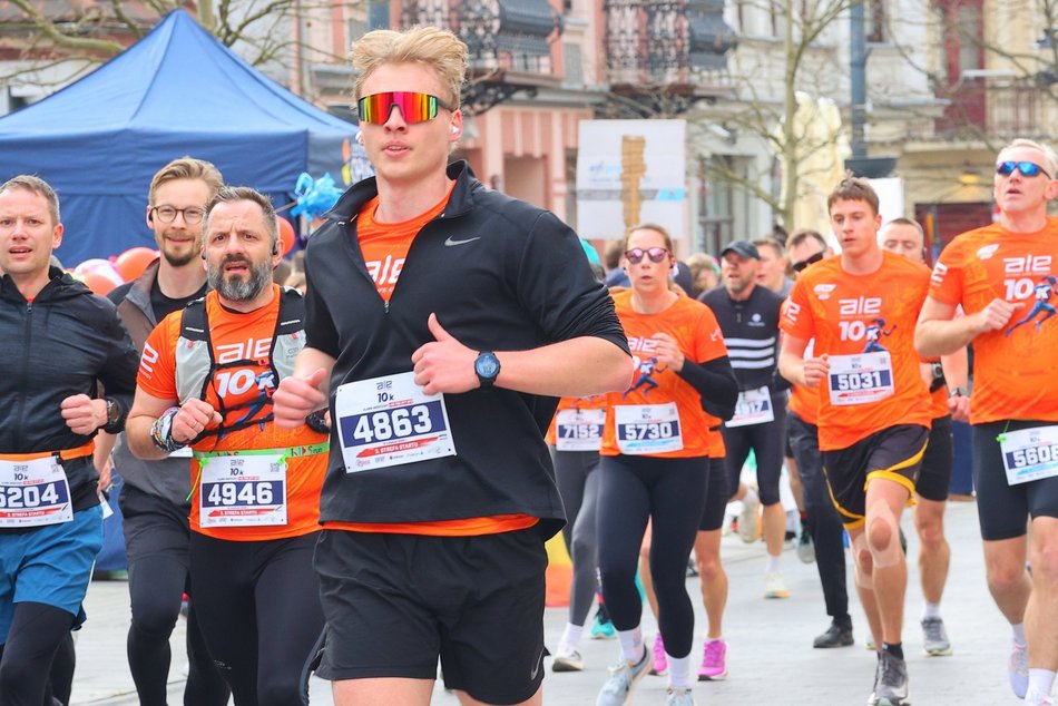 Łódź. DOZ Maraton Łódź 2026. Brałeś udział w biegu na 10 km? Znajdź się na zdjęciach!