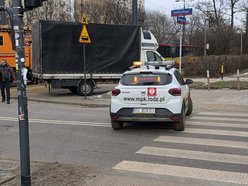 Łódź. Zderzenie tramwaju MPK Łódź z samochodem