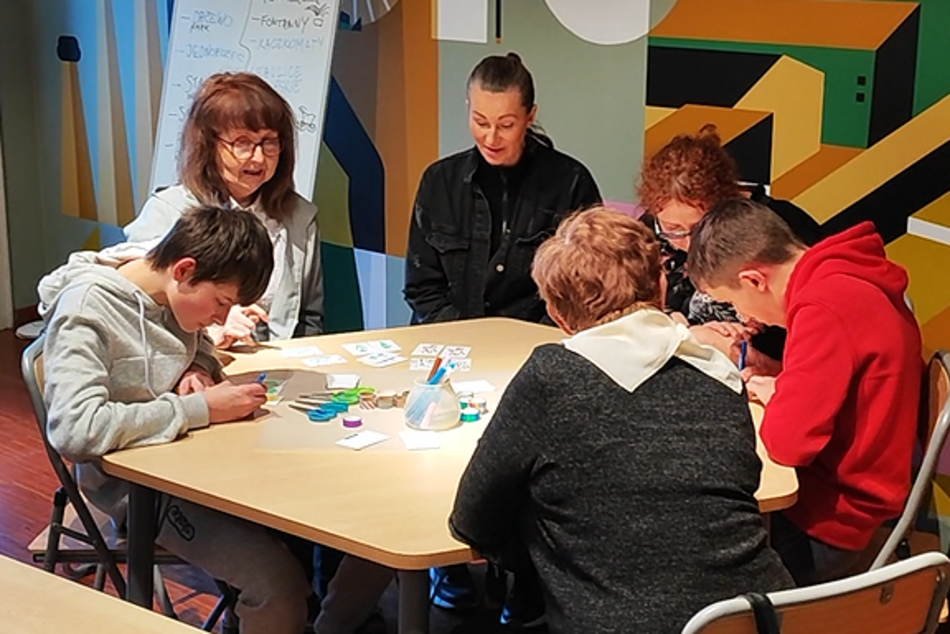 Łódź. Jak wolontariat w Muzeum Miasta Łodzi łączy pokolenia i pasje? Poznaj Paulinę Kalitę i jej historię