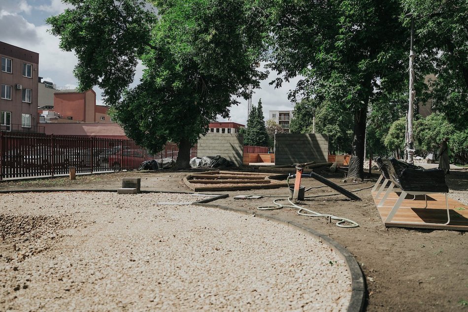 Łódź. Zielony skwer w centrum Łodzi rośnie w oczach! Jeszcze w sierpniu zakończą się prace