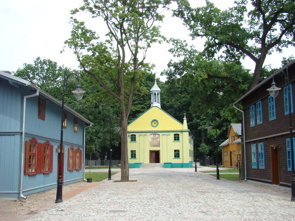 Łódź. Kościół w Skansenie Łódzkiej Architektury Drewnianej w Łodzi