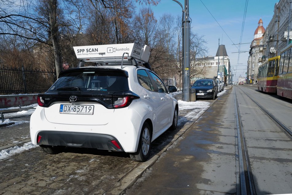 Strefa Płatnego Parkowania w Łodzi. Samochody do mobilnej kontroli już na mieście!