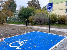Miejsce dla niepełnosprawnych parking