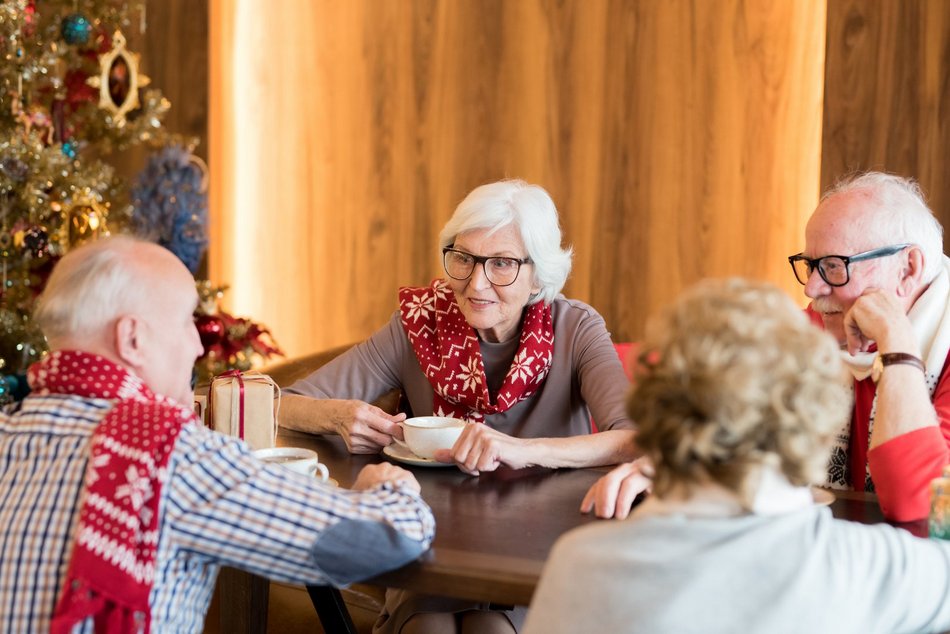 Seniorze! Rozerwij się przed świętami. Grudzień to nie tylko gotowanie i sprzątanie