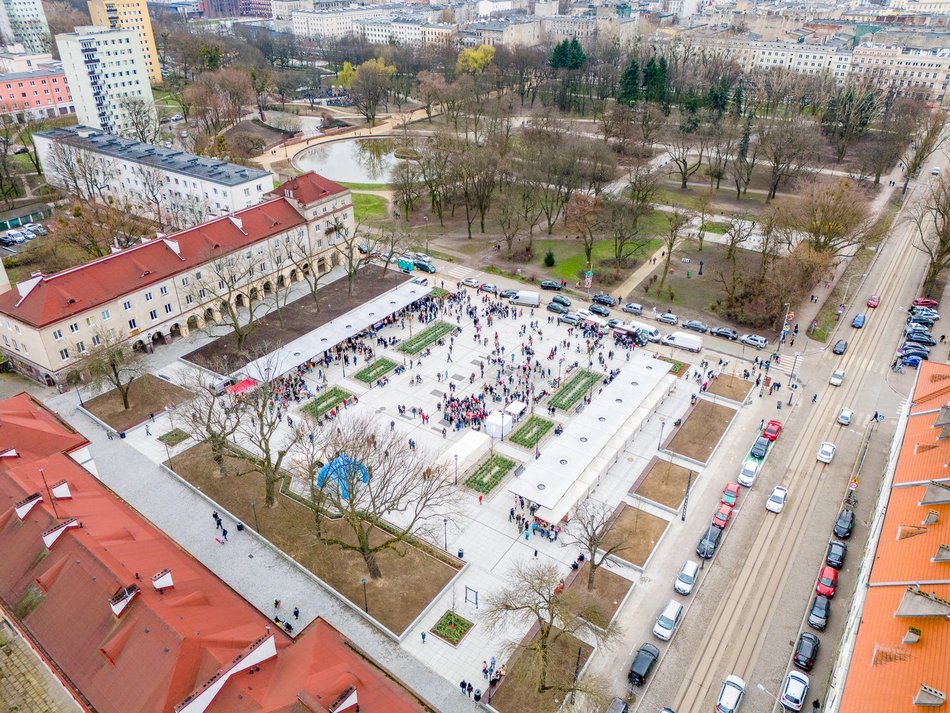 Stary Rynek otwarty po remoncie