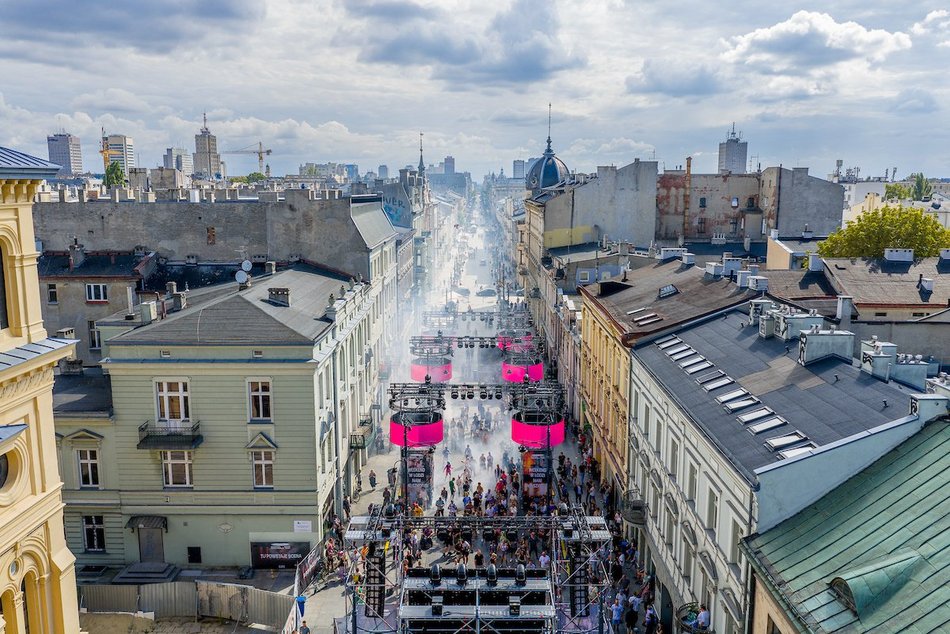 Łódź. To jeszcze nie koniec Parady Wolności 2025 w Łodzi. Czas na sjestę przy Piotrkowskiej!