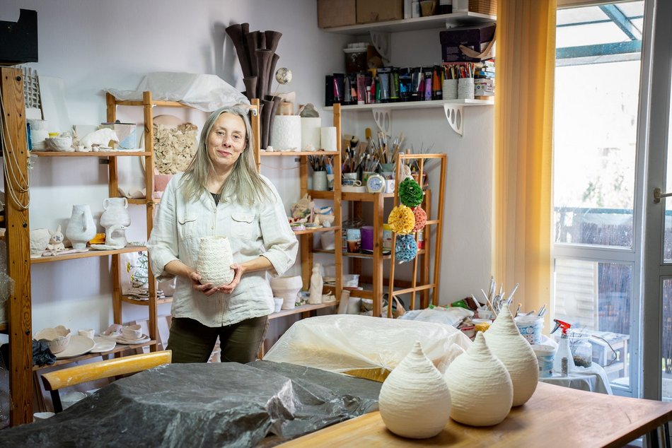 Monika Koprowska z Łodzi. Łączy w swojej pracy miłość do rękodzieła, natury, miasta i ludzi