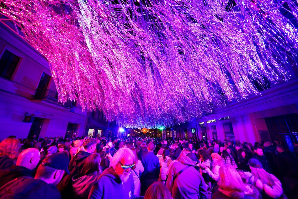 Łódź. Tłumy na Light Move Festival Łódź 2025! Mnóstwo pozytywnej energii!