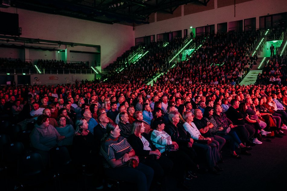 Łódź. Kabaret Neo-Nówka w Sport Arenie