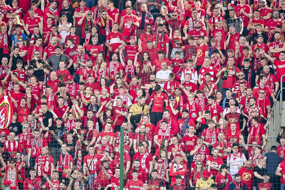 Kibice na meczu Widzewa Łódź