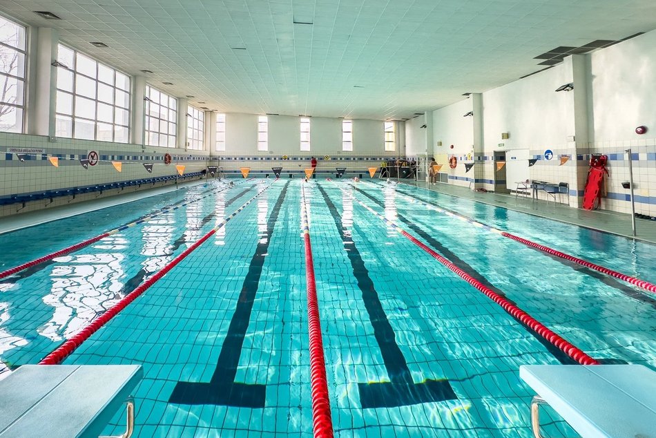 Łódź. Baseny w szkołach nie tylko dla uczniów