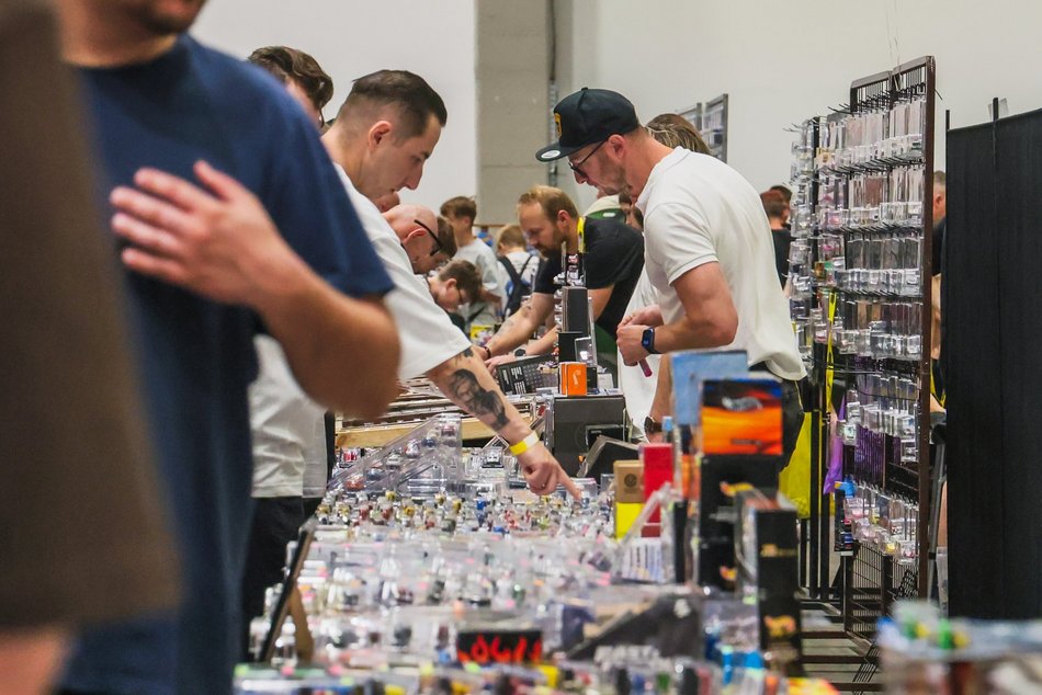 Łódź. Hot Wheels opanowały halę Expo Łódź! Setki miniatur aut, wyścigi na żywo i nie tylko!