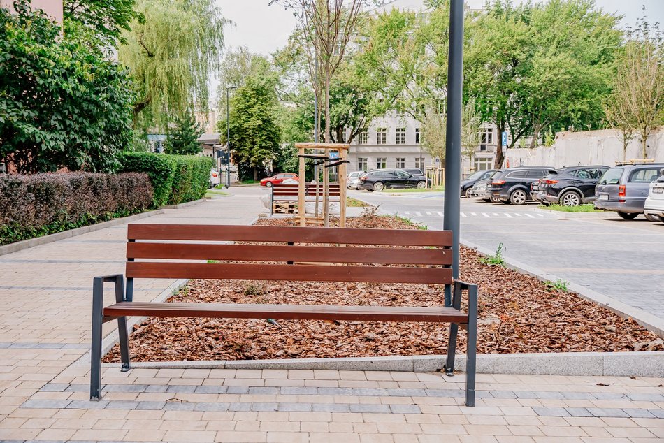 Łódź. Nowa droga w Łodzi. Znajduje się w ścisłym centrum miasta!