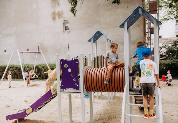 Łódź. Wakacyjna opieka w przedszkolach w Łodzi. Trwa rekrutacja