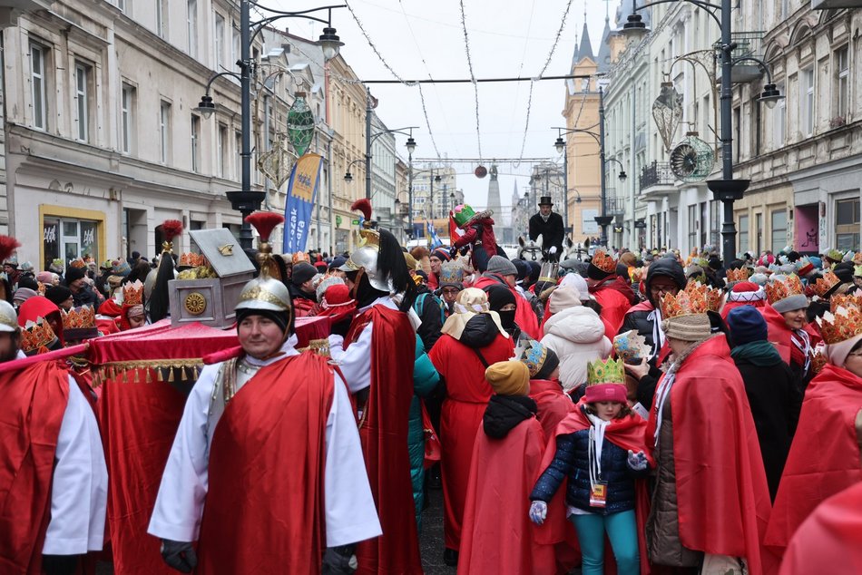 Orszak Trzech Króli na ul. Piotrkowskiej w Łodzi