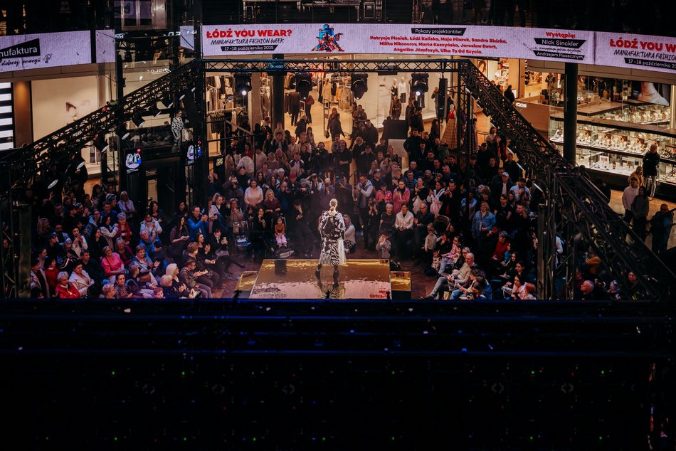 Łódź. Manufaktura Fashion Week w Łodzi. Kolekcja Jarosława Ewerta, koncert Andrzeja Piasecznego i więcej