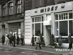 Łódź. Jak wyglądało życie w Łodzi na początku lat 90.? Media, wielkie fortuny i galopująca inflacja