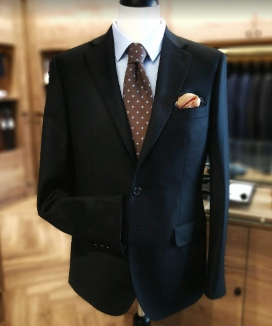 Łódź. TOP 9 sklepów z garniturami w Łodzi