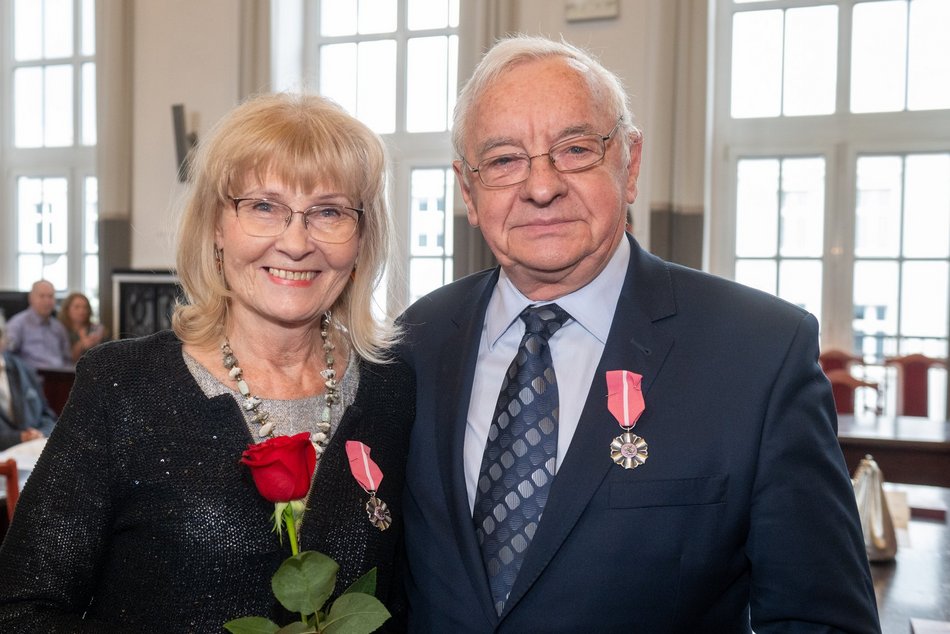 Łódź. Medale za długoletnie pożycie małżeńskie. Ich miłość przetrwała pół wieku!