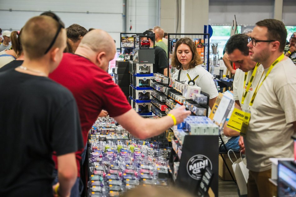 Łódź. Hot Wheels opanowały halę Expo Łódź! Setki miniatur aut, wyścigi na żywo i nie tylko!