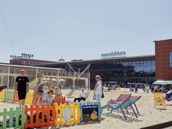 Łódź. Plaża i beach bar wracają do Manufaktury w Łodzi! Kiedy wielkie otwarcia?
