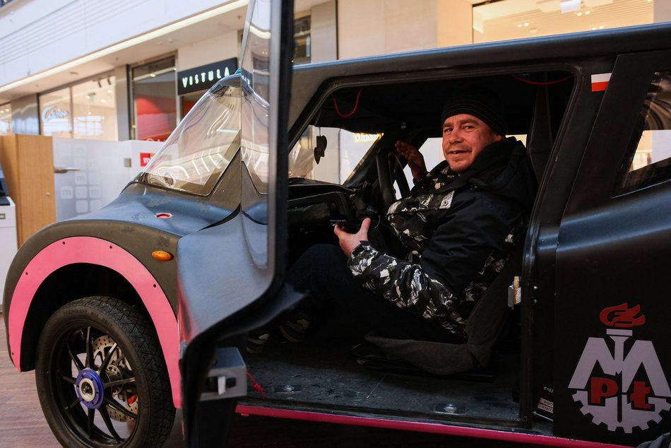 Łódź. WOŚP 2026 w Łodzi wystartował w Manufakturze! Zobacz te wspaniałe motocykle i bolidy