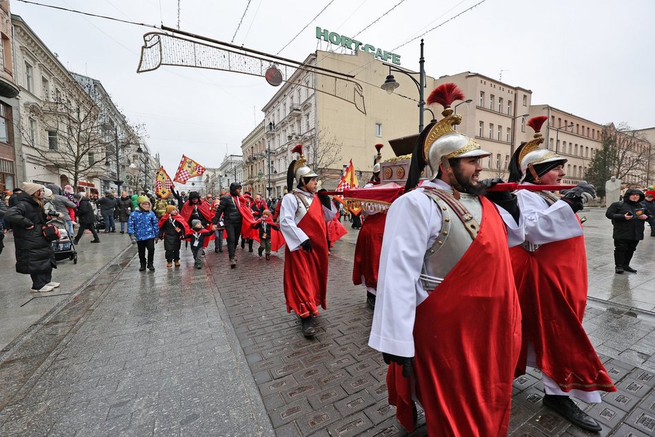 Orszak Trzech Króli na ul. Piotrkowskiej w Łodzi
