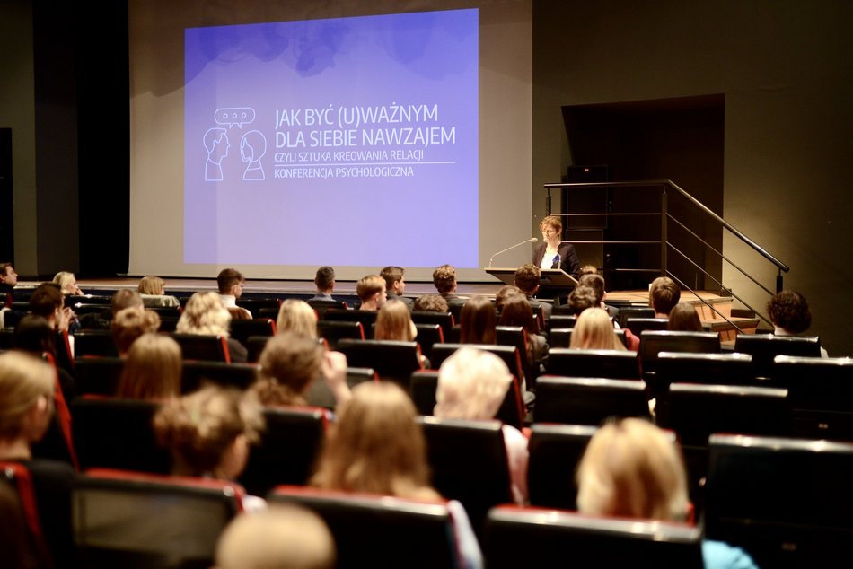 Licealiści z Łodzi biorą udział w konferencji na Politechnice Łódzkiej