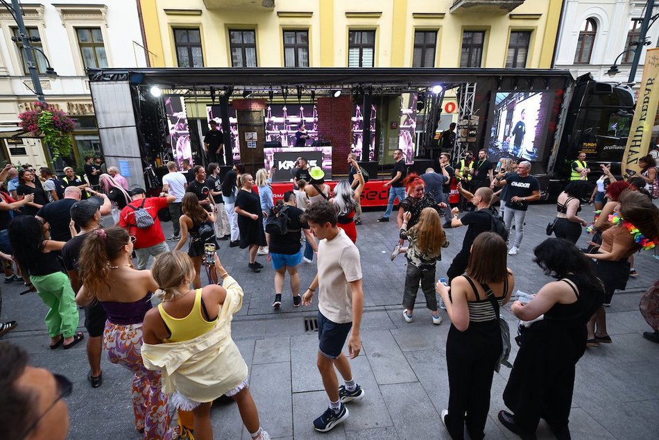 Łódź. Parada Wolności 2025 w Łodzi. Największy klub muzyczny pod gołym niebem