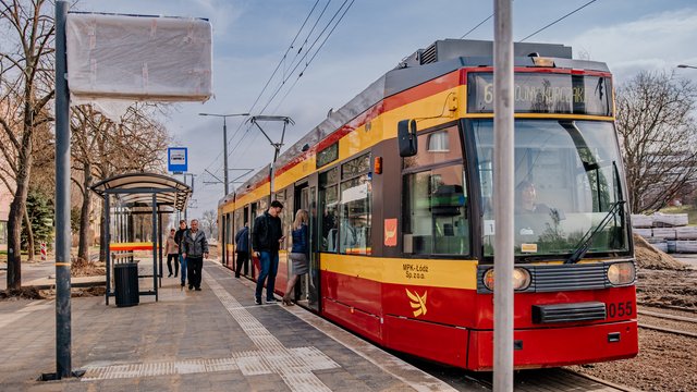 Awarie tramwajów MPK Łódź. Wstrzymanie ruchu, utrudnienia i objazdy [SZCZEGÓŁY]