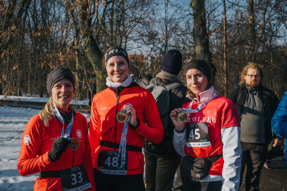 Botaniczna Piątka w Ogrodzie Botanicznym w Łodzi. Galeria z mroźnego biegu