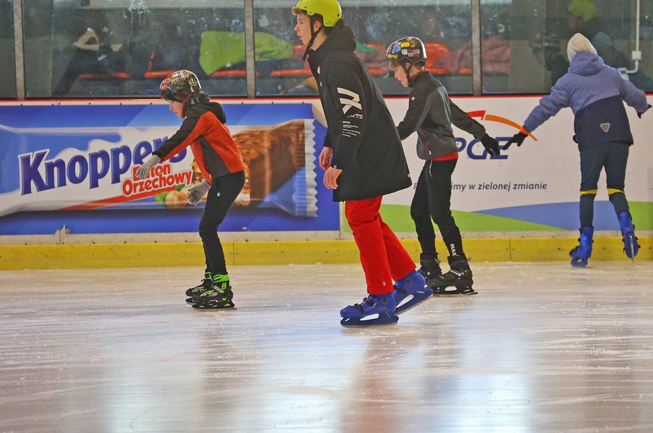 Łódź. Lodowisko Bombonierka 